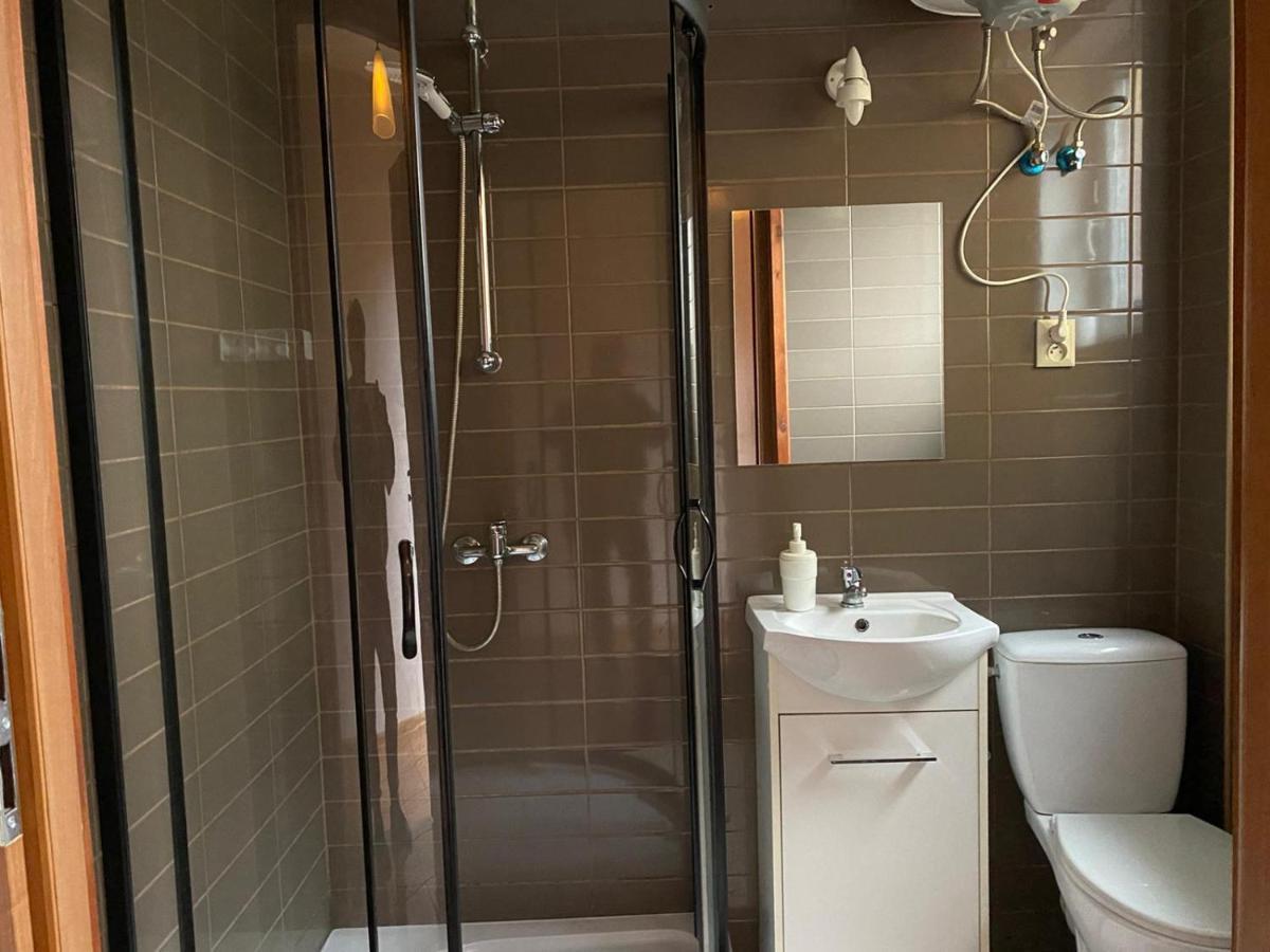 Pod Lipami Hostel Kolczyglowy Екстериор снимка